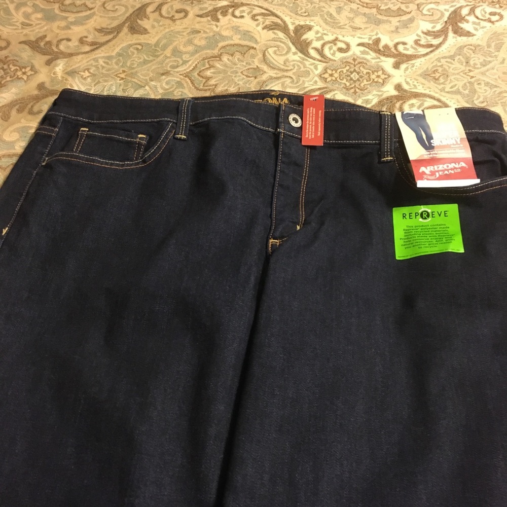 Jeans - Picture 4 of 4